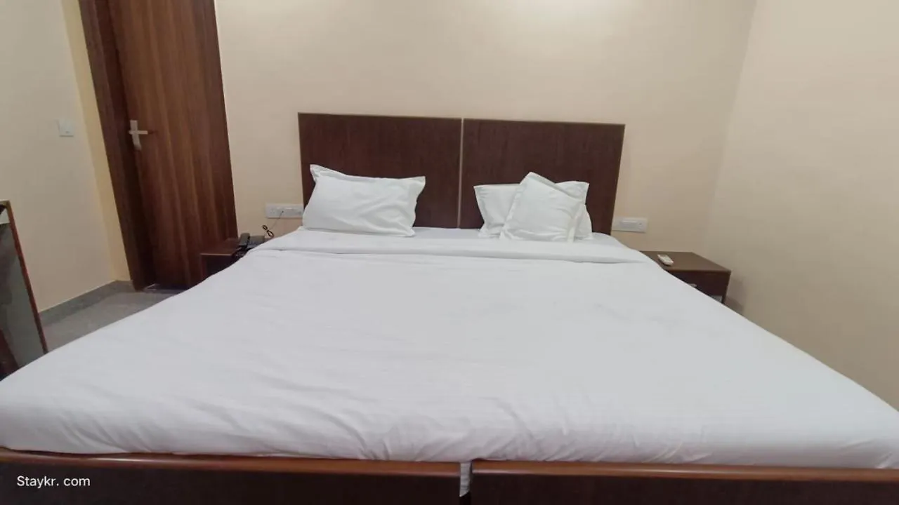 Hotel Wedlock Premium Gurgaon