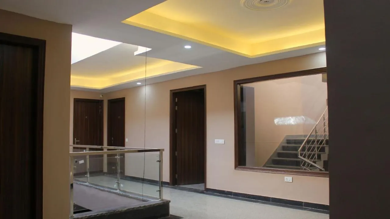 Hotel Wedlock Premium Gurgaon
