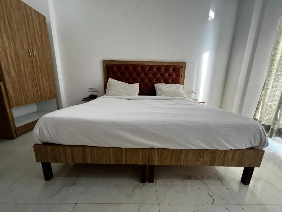 Hotel Wedlock Premium Gurgaon